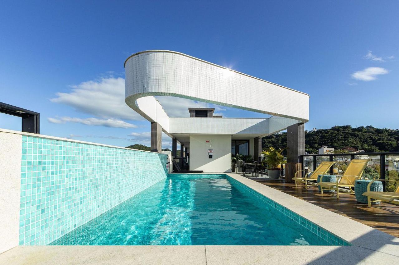 Aion Suites 303 - Lindo Apartamento Com Vista Para O Mar, A 60M Da Praia De Bombinhas, Com Piscina E Academia No Rooftop. Zewnętrze zdjęcie